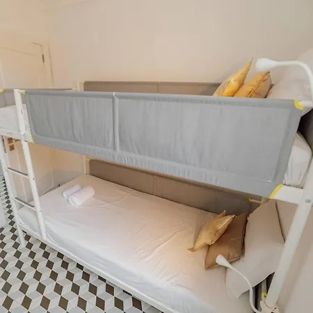 Semesterbostad Guest Do Ribeirinho Oporto