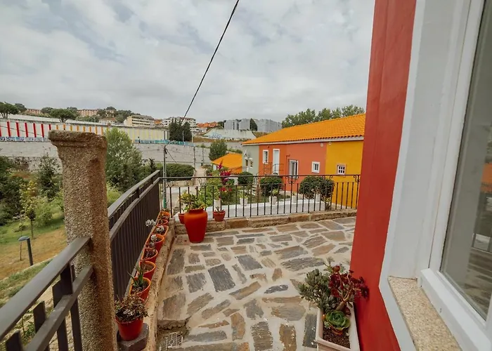 Guest Do Ribeirinho Oporto